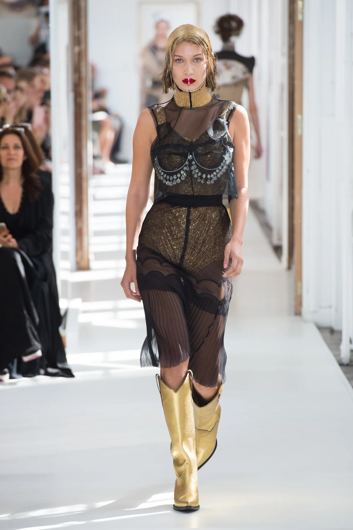 Maison Margiela Fall '17 Couture: In The Trenches — Carmen Busquets